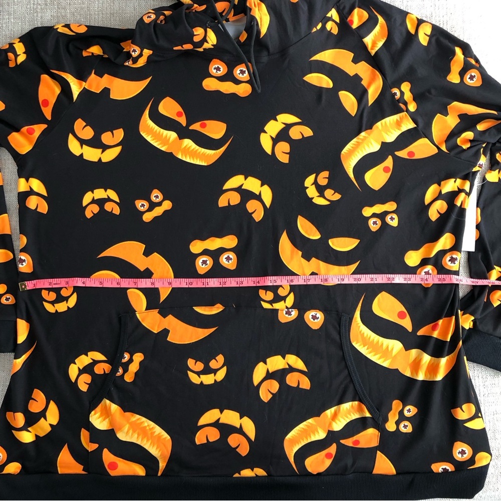 Women’s Halloween Sweatshirt Women’s Size 4XL Hoodie Front Pocket - Picture 5 of 9